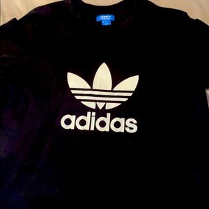 Black adidas t-shirt